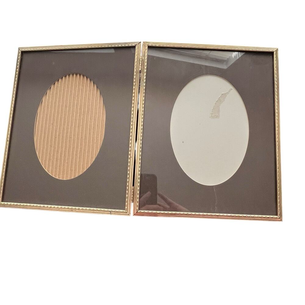 Vintage Bi-Fold Photo Frame Gold Tone Brass Double Hinged Oval Mats Retro Chic